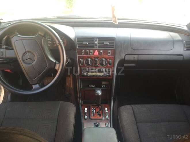 Mercedes C 220 1998, 322,070 km - 2.2 l - Bakı