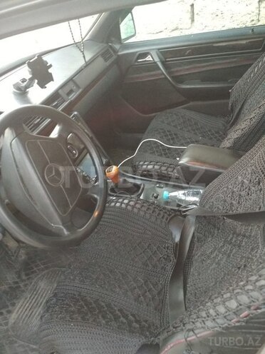 Mercedes E 200 1993, 433,861 km - 2.0 л - Bakı