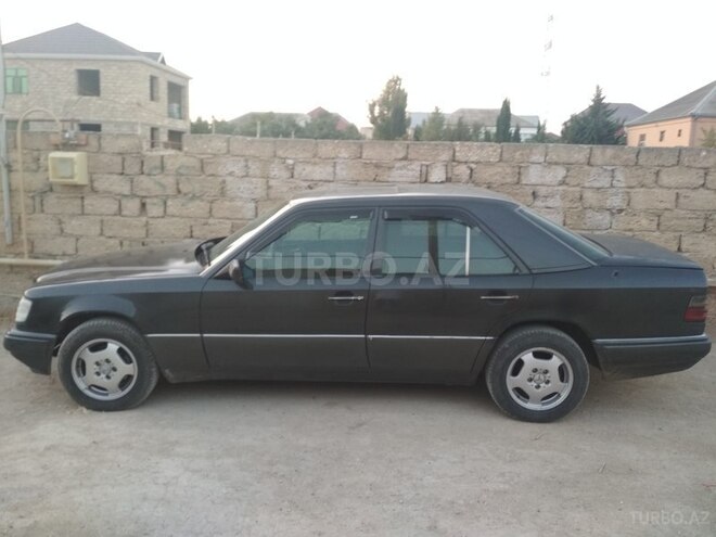 Mercedes E 200 1993, 433,861 km - 2.0 л - Bakı