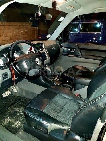 Mitsubishi Pajero 2006, 263,456 km - 0.4 l - Bərdə