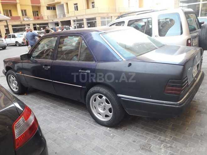 Mercedes E 320 1994, 300,000 km - 3.2 l - Bakı