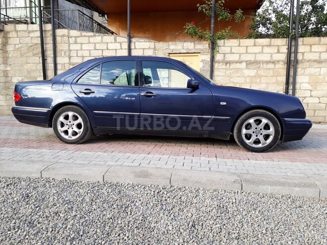 Mercedes E 240 1998, 190,000 km - 2.4 l - Şəmkir