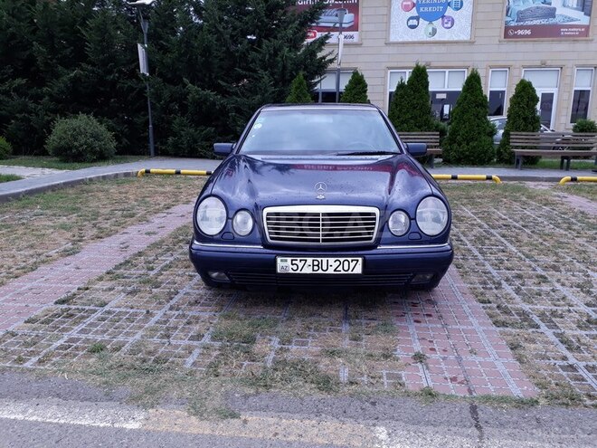Mercedes E 240 1998, 190,000 km - 2.4 l - Şəmkir