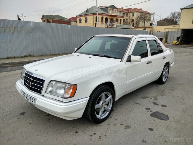 Mercedes E 200 1994, 350,000 km - 0.2 л - Bakı