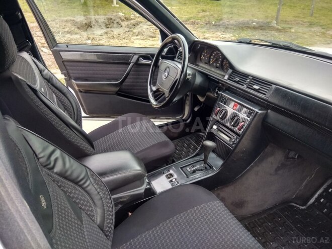Mercedes E 200 1994, 350,000 km - 0.2 л - Bakı