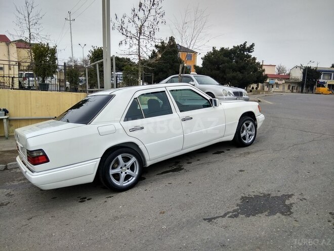 Mercedes E 200 1994, 350,000 km - 0.2 л - Bakı