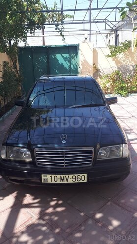 Mercedes C 220 1997, 402,000 km - 2.2 l - Sumqayıt