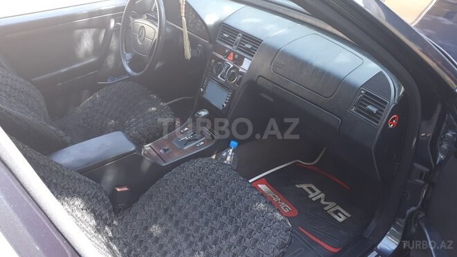 Mercedes C 220 1997, 402,000 km - 2.2 l - Sumqayıt