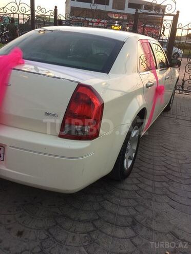 Chrysler 300C 2006, 253,645 km - 2.7 l - Bakı
