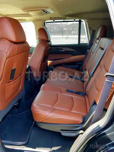 Cadillac Escalade 2016, 4,700 km - 6.2 l - Bakı