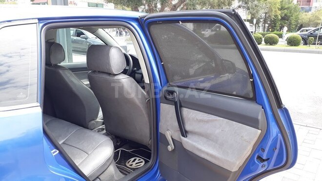 Volkswagen Polo 2003, 240,000 km - 1.4 l - Sumqayıt