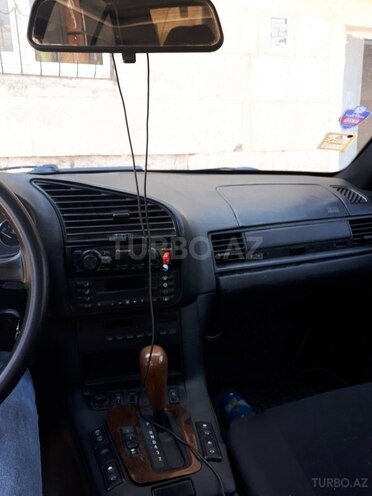 BMW 318 1997, 368,000 km - 1.9 л - Xırdalan