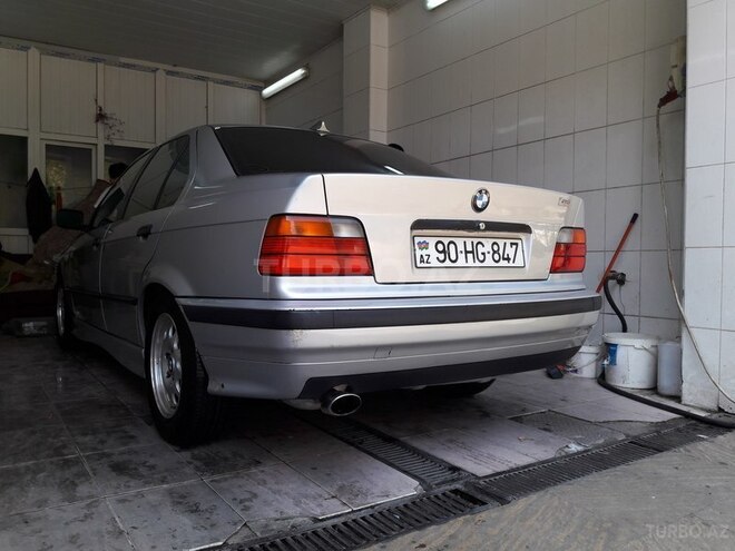 BMW 318 1997, 300,000 km - 1.9 l - Bakı