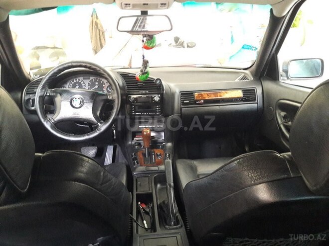 BMW 318 1997, 300,000 km - 1.9 l - Bakı