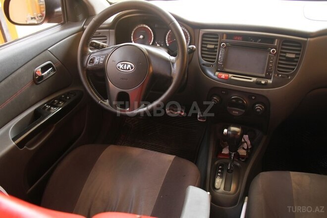 Kia Rio 2010, 106,000 km - 1.4 л - Bakı