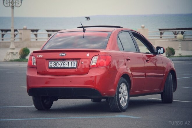 Kia Rio 2010, 106,000 km - 1.4 л - Bakı