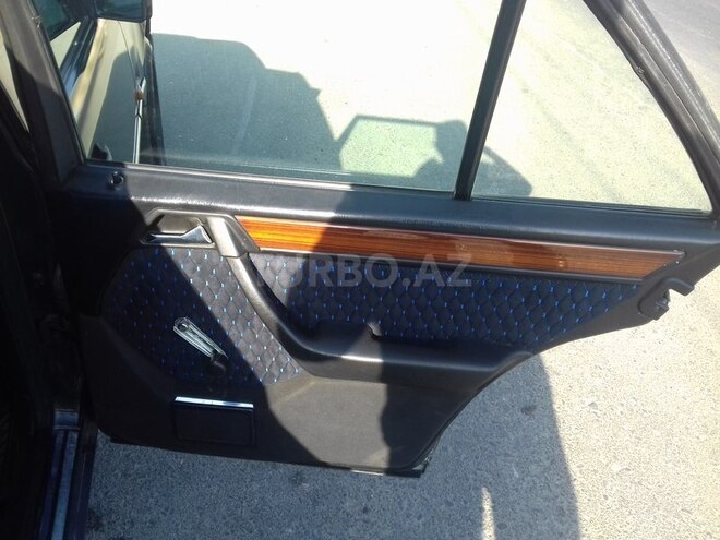 Mercedes E 200 1994, 450,000 km - 2.0 l - Bakı