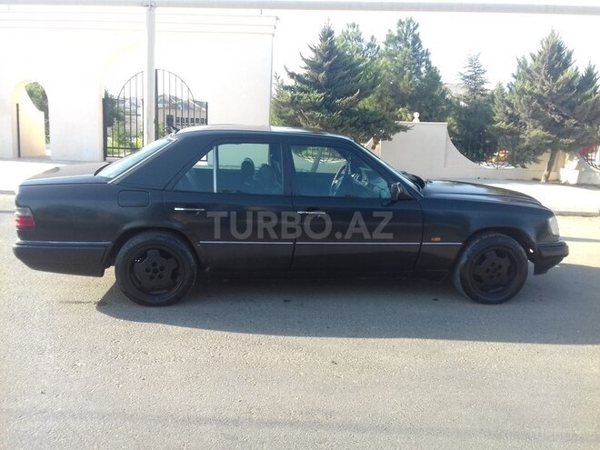 Mercedes E 200 1994, 450,000 km - 2.0 l - Bakı