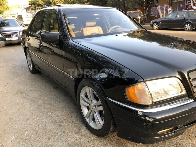 Mercedes C 230 1999, 230,000 km - 2.3 l - Bakı
