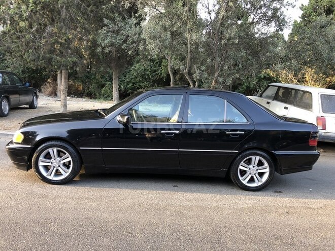Mercedes C 230 1999, 230,000 km - 2.3 l - Bakı
