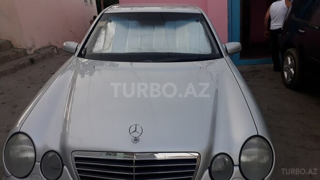Mercedes E 240 2000, 196,248 km - 2.6 l - Bakı