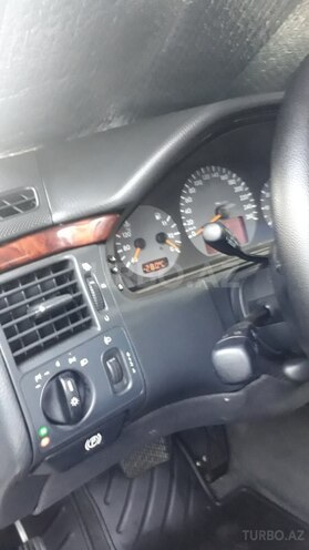 Mercedes E 240 2000, 196,248 km - 2.6 l - Bakı