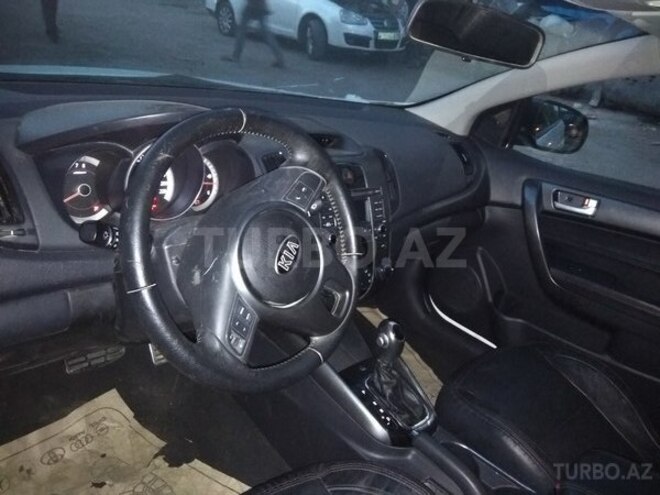 Kia Cerato Koup 2011, 126,000 km - 1.6 l - Bakı