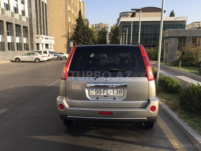 Nissan X-Trail 2004, 178,000 km - 2.0 l - Bakı