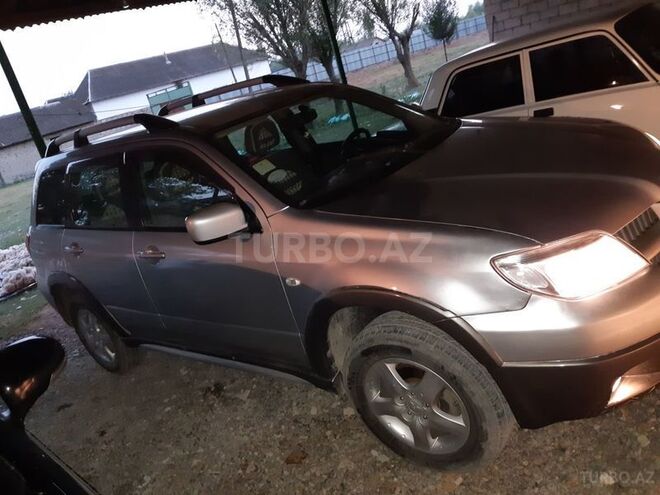 Mitsubishi Outlander 2004, 2,000,000 km - 2.4 л - Bakı