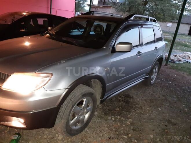 Mitsubishi Outlander 2004, 2,000,000 km - 2.4 л - Bakı