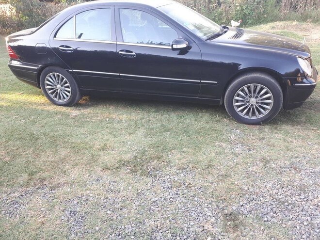 Mercedes C 320 2001, 240,000 km - 3.2 л - Lənkəran