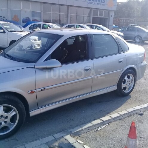 Opel Vectra 2000, 328,000 km - 2.0 l - Bakı