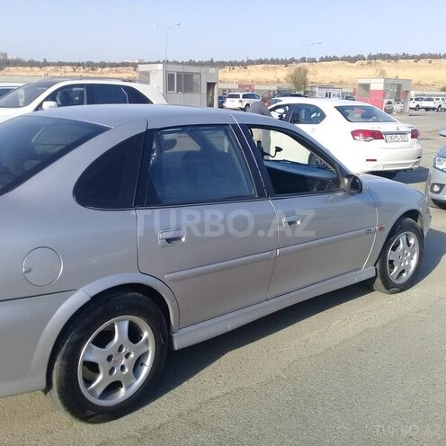 Opel Vectra 2000, 328,000 km - 2.0 l - Bakı