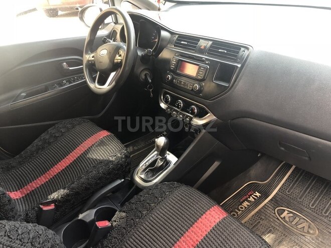 Kia Rio 2012, 135,700 km - 1.4 l - Sumqayıt