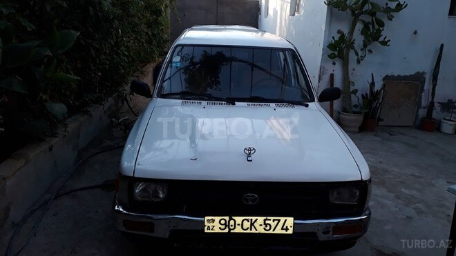 Toyota Hilux 1996, 380,000 km - 0.2 л - Bakı