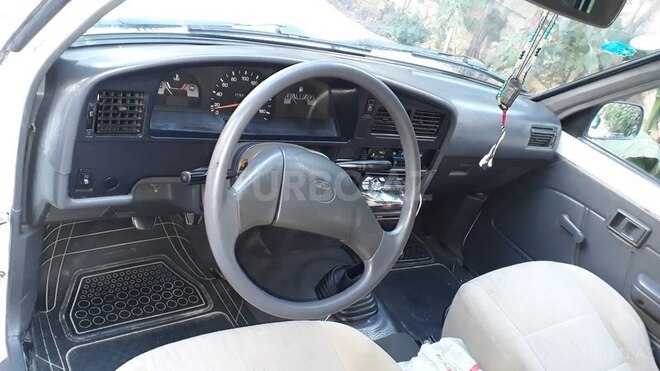 Toyota Hilux 1996, 380,000 km - 0.2 л - Bakı