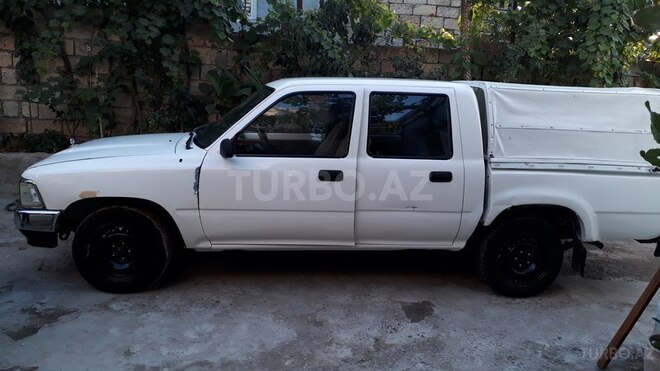 Toyota Hilux 1996, 380,000 km - 0.2 л - Bakı