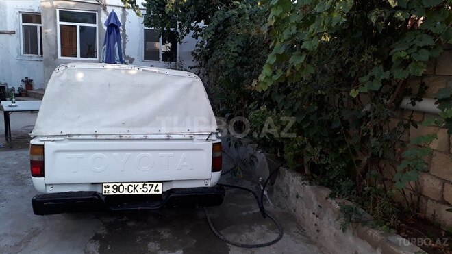 Toyota Hilux 1996, 380,000 km - 0.2 л - Bakı