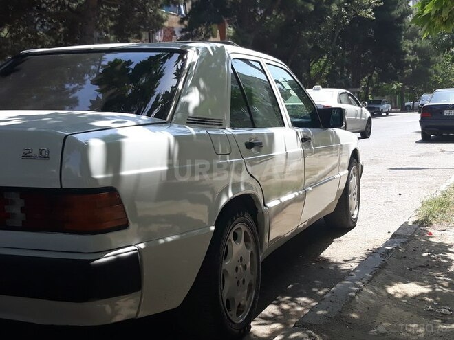 Mercedes 190 1991, 240,000 km - 2.0 л - Bakı