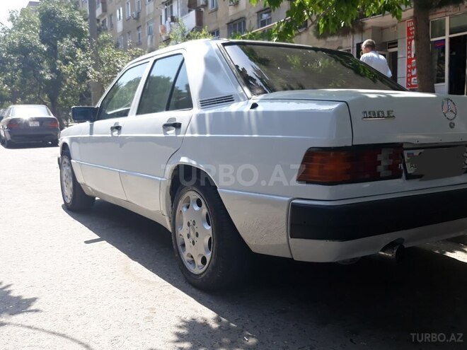 Mercedes 190 1991, 240,000 km - 2.0 л - Bakı