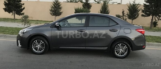 Toyota Corolla 2014, 110,640 km - 1.6 l - Bakı