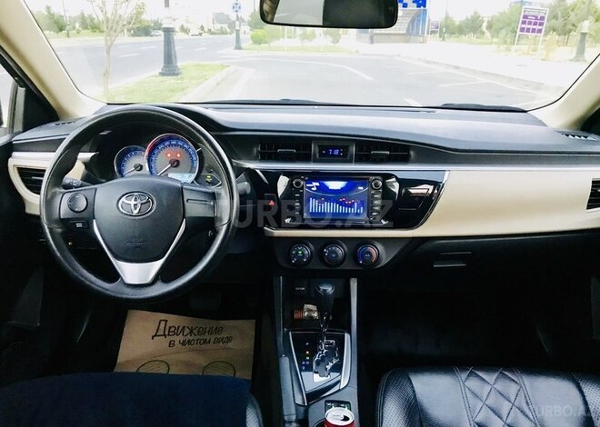 Toyota Corolla 2014, 110,640 km - 1.6 l - Bakı