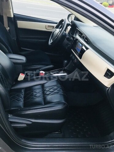 Toyota Corolla 2014, 110,640 km - 1.6 l - Bakı