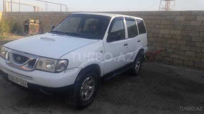 Nissan Terrano 2000, 160,000 km - 2.7 l - Bakı