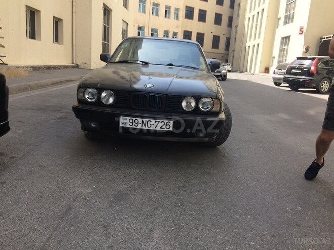 BMW 520 1992, 1,111,111 km - 0.3 l - Bakı