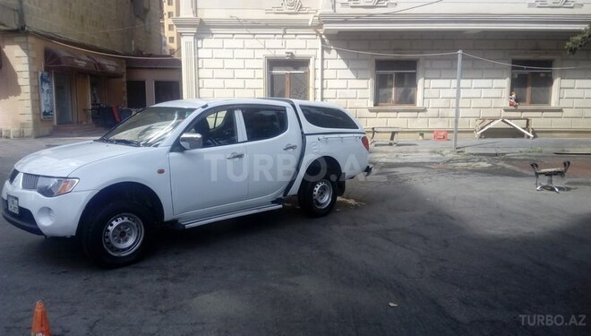 Mitsubishi L200 2008, 192,000 km - 2.5 l - Bakı