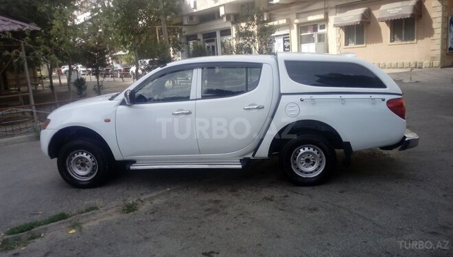 Mitsubishi L200 2008, 192,000 km - 2.5 l - Bakı