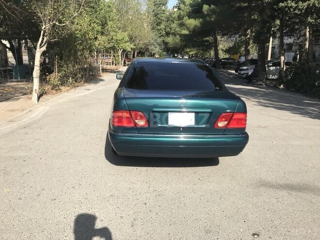 Mercedes E 230 1998, 267,007 km - 2.3 l - Bakı