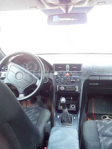 Mercedes C 180 1999, 323,125 km - 1.8 l - Samux