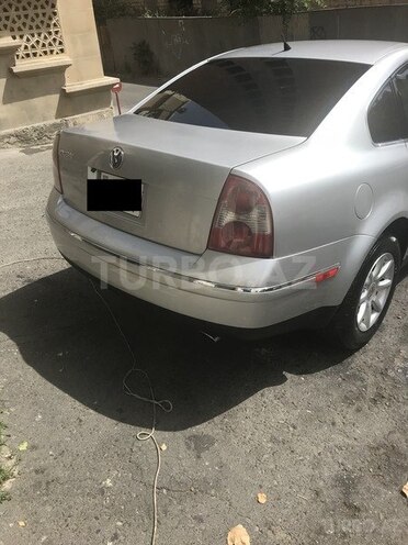 Volkswagen Passat 2004, 200,600 km - 1.8 л - Bakı